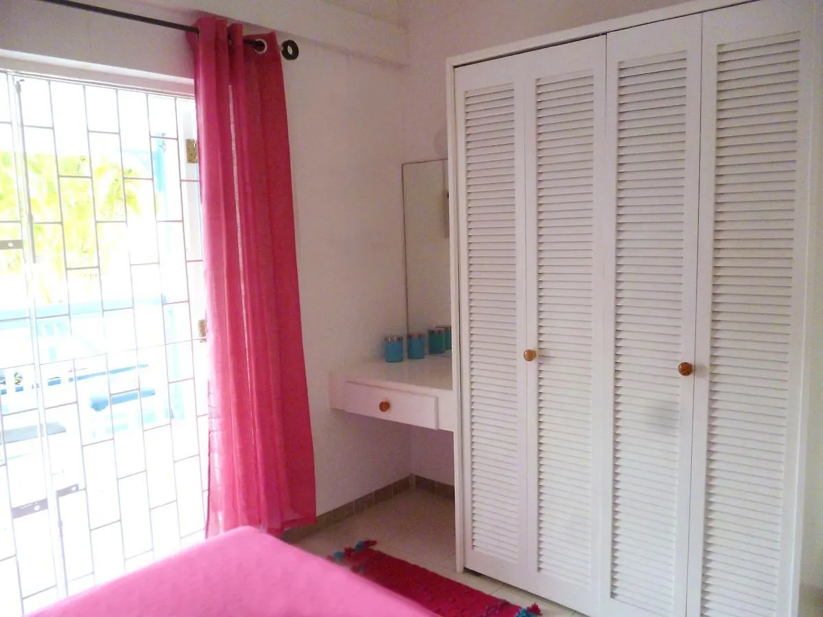 Sunshine House Hotel Holetown Holiday home