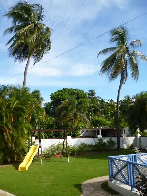 Sunshine House Hotel Holetown 0*,  Barbados