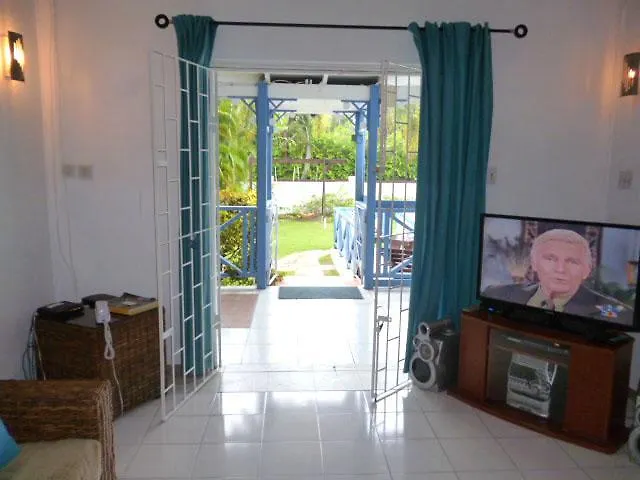 Holiday home Sunshine House Hotel Holetown